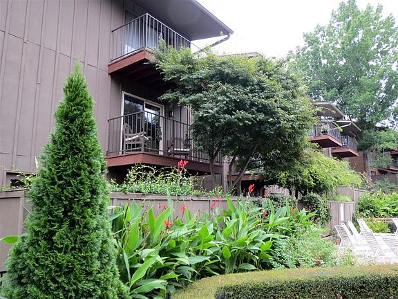 Immaculate Grounds w/ Onsite Property Management