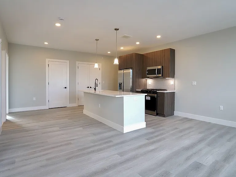 3516 John F Kennedy Blvd #403 — Photo 8