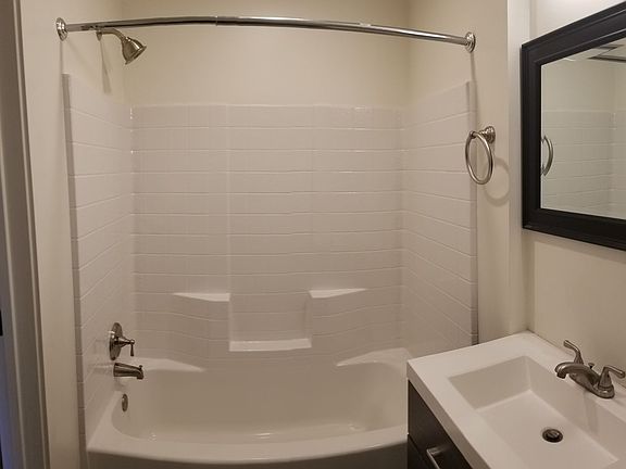2nd image of 104 Orange Dr