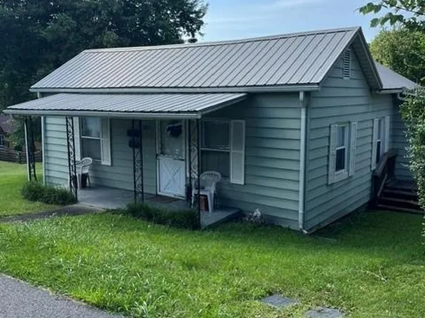 307 B St SE, Abingdon, VA 24210