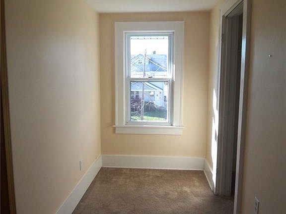 5th image of 1637 11th St