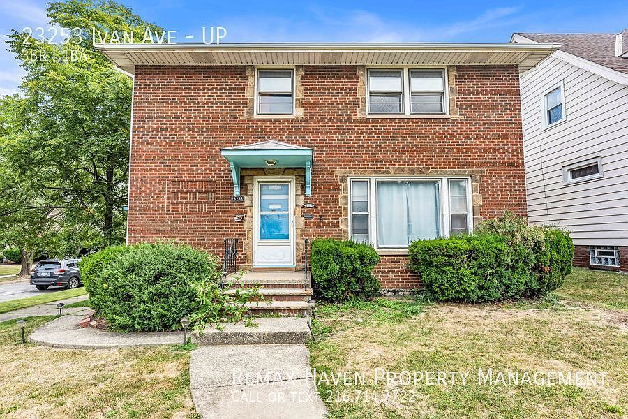 1st image of 23253 Ivan Ave #Up