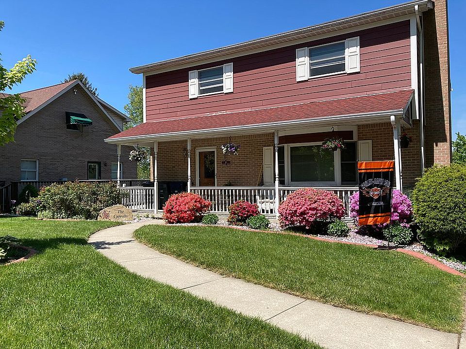 2nd image of 4 Benjamin Dr