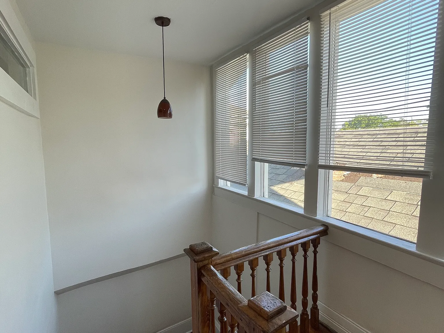 1 bed, 900 sqft, $1,375 — Photo 4