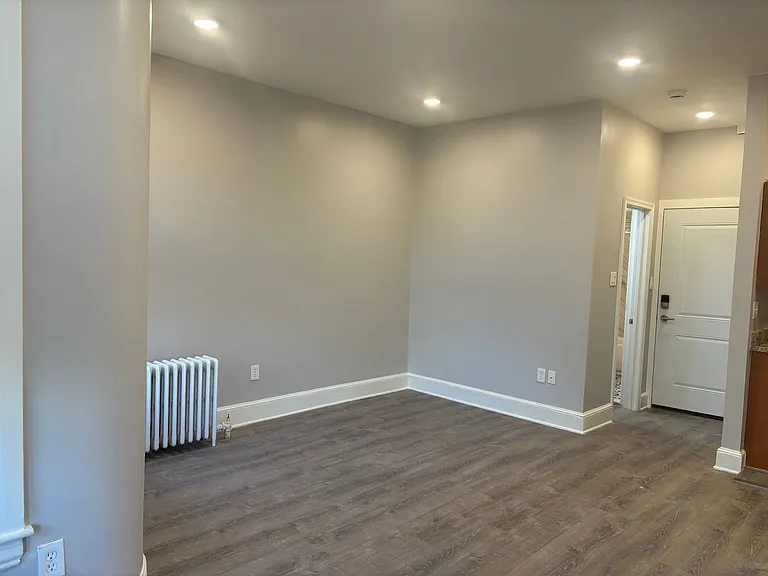 Euclid Properties — Photo 6