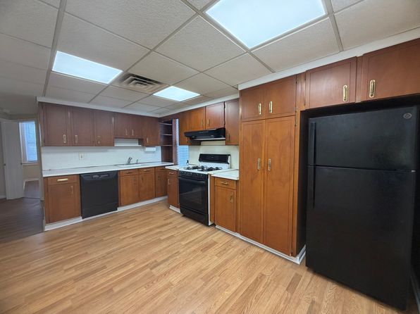 34 Ernest St #2