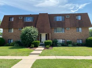 1465 Abbott Dr APT 1W, Elgin, IL 60123