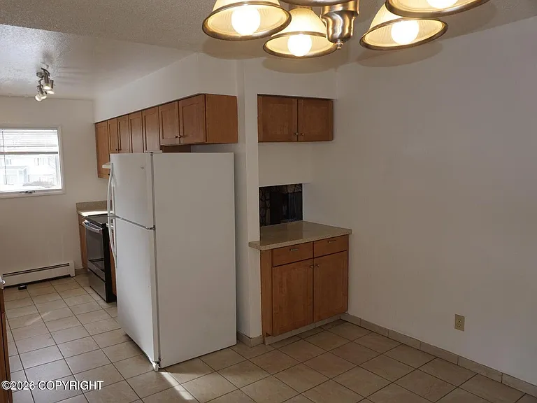 2935 Donington Dr — Photo 7