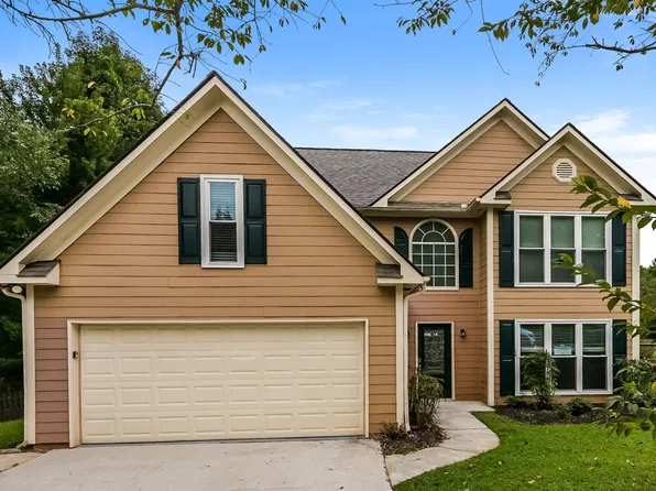 655 Suwanee Lakes Cir, Suwanee, GA 30024
