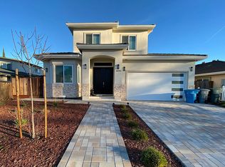 10592 Johansen Dr, Cupertino, CA