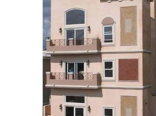 11547 Rochester Ave UNIT 301, Los Angeles, CA 90025