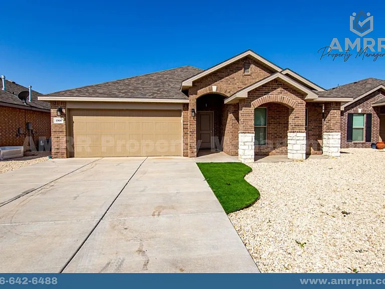 1908 Kirksey Ave — Photo 1
