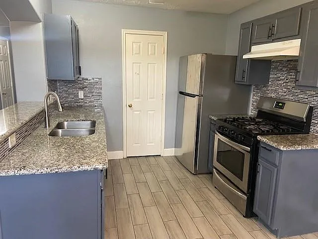 7903 Dairy View Ln — Photo 10