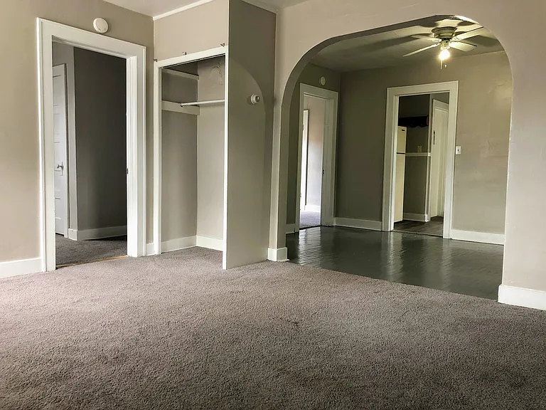 349 Corinne SW — Photo 4