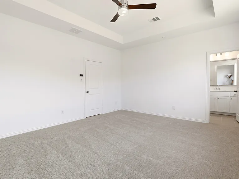1318 Marsh Ln — Photo 21