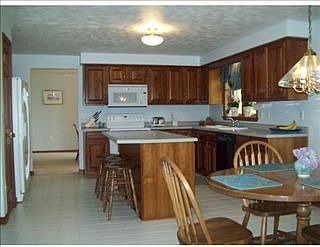4th image of 254 Lancewood Pl