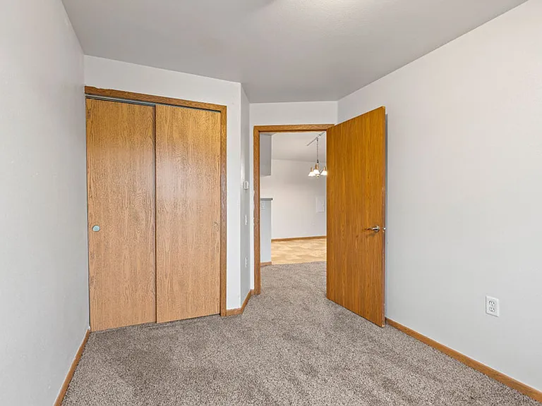 Chestnut Ridge Apartments — Photo 11