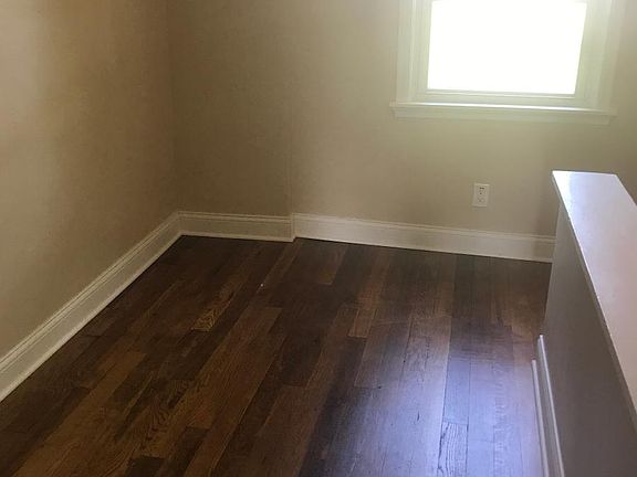 Little area off of the upstairs bedroom