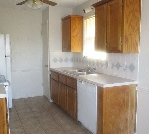 4th image of 505 N 23rd St