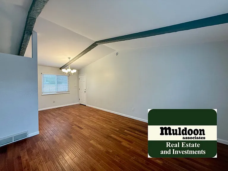 2930 Cortina Dr — Photo 26