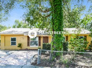 402 W 17th St, Apopka, FL 32703