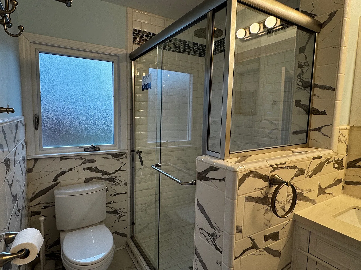 2 bed, 1.5 bath, 1352 sqft, $2,995 — Photo 4