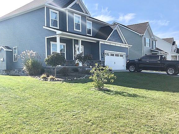 3rd image of 7601 Oakwilde Dr