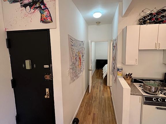 3rd image of 658 Carroll St APT 2B