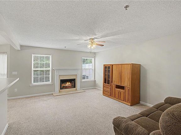 5th image of 344 Cottonwood Creek Cir