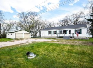 181 5th Ave N, Kindred, ND 58051