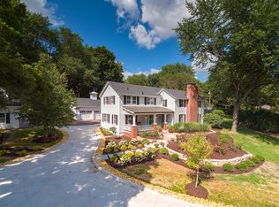 1312 Middle Rd, Bettendorf, IA