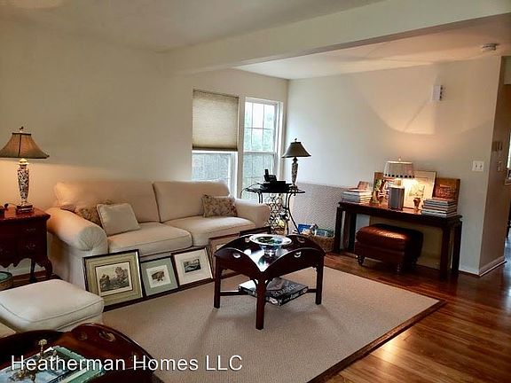 5th image of 7043 Sauvage Ln