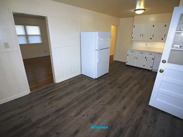 1090 Meridian Ct — Photo 39