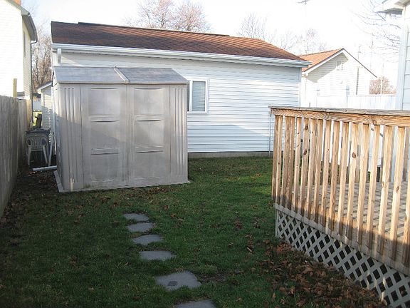3rd image of 309 Chandler St