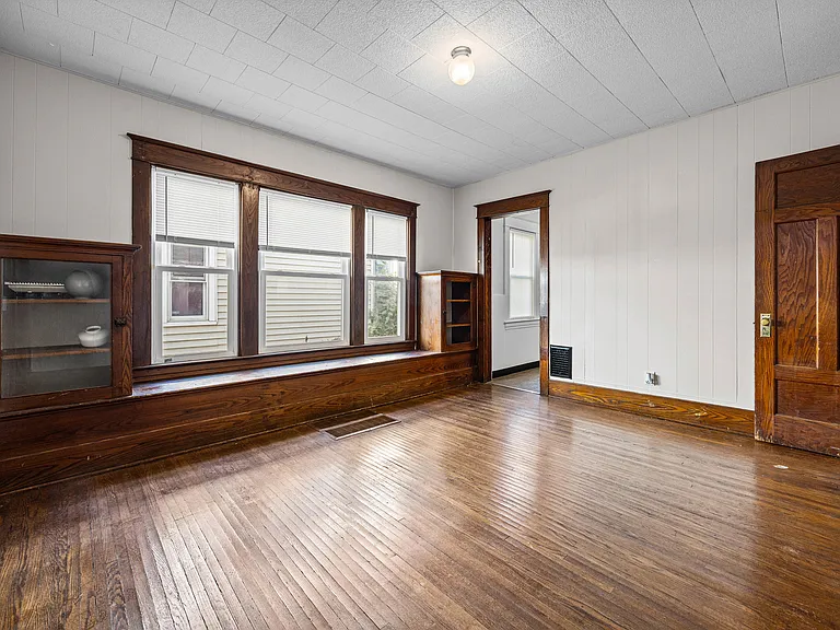 310 Ridgeway Ave #1 — Photo 7