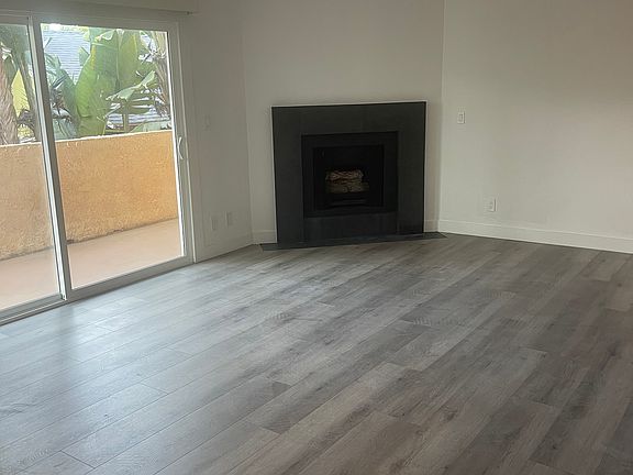 4th image of 1128 Ocean Park Blvd #110