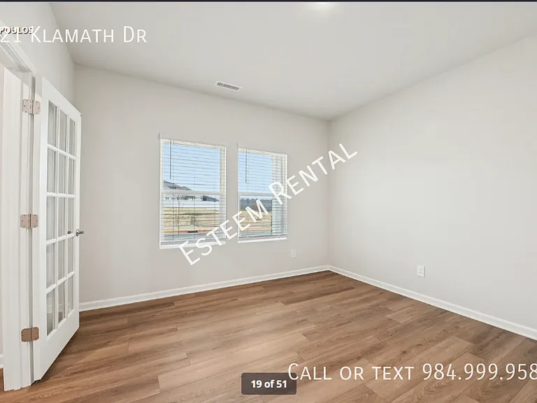 121 Klamath Dr — Photo 16