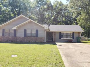 233 Cotton Blossom Rd, Millbrook, AL 36054