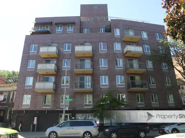 32-26 Union Street #2E, Flushing, NY 11354