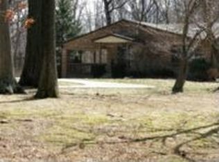 2780 E Possum Rd, Springfield, OH 45502