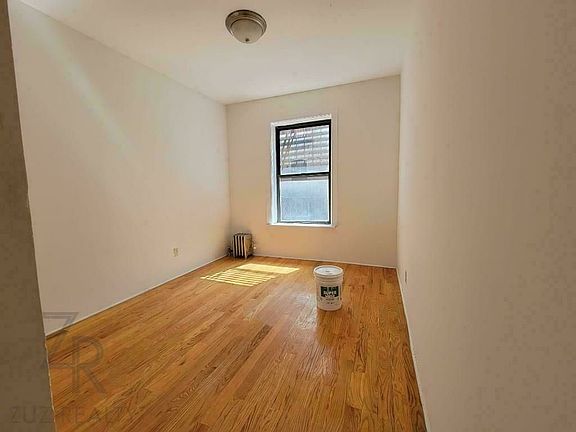 4th image of 43 E 17th St #218