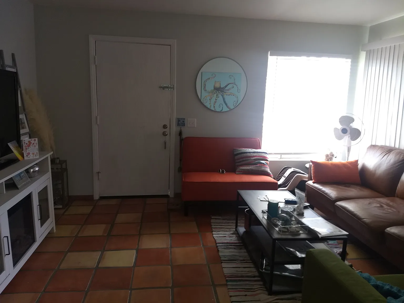 209 S Ventura Rd — Photo 2