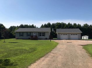 W15896 Coulee Crest Ln, Hixton, WI 54635