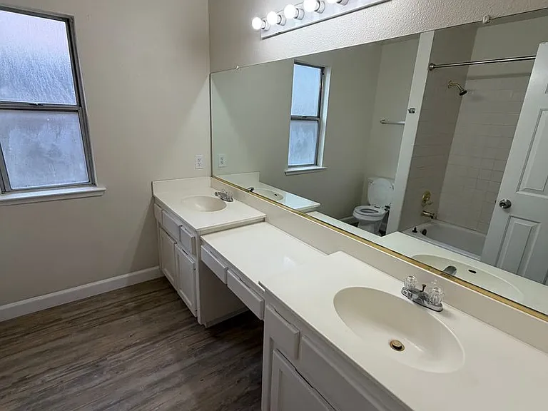 5111 W Fremont Ave — Photo 11