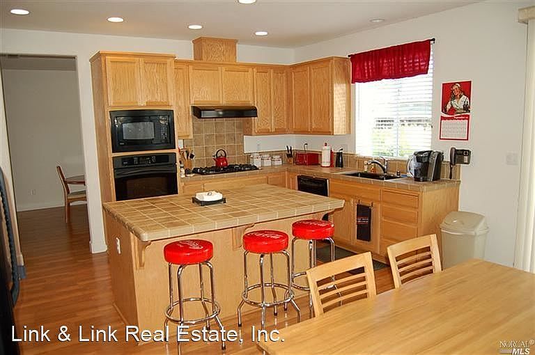 1st image of 412 Lani Ct
