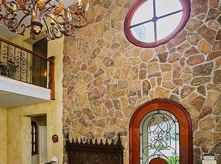 7 Farmstead Rd, Short Hills, NJ 07078