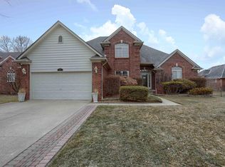 18459 Cheryl Dr, Macomb, MI 48044