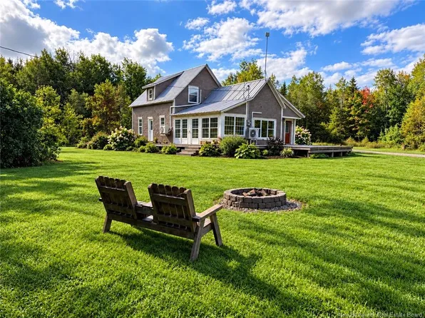 464 Red Rock Rd, Stanley, NB E6B 2C6