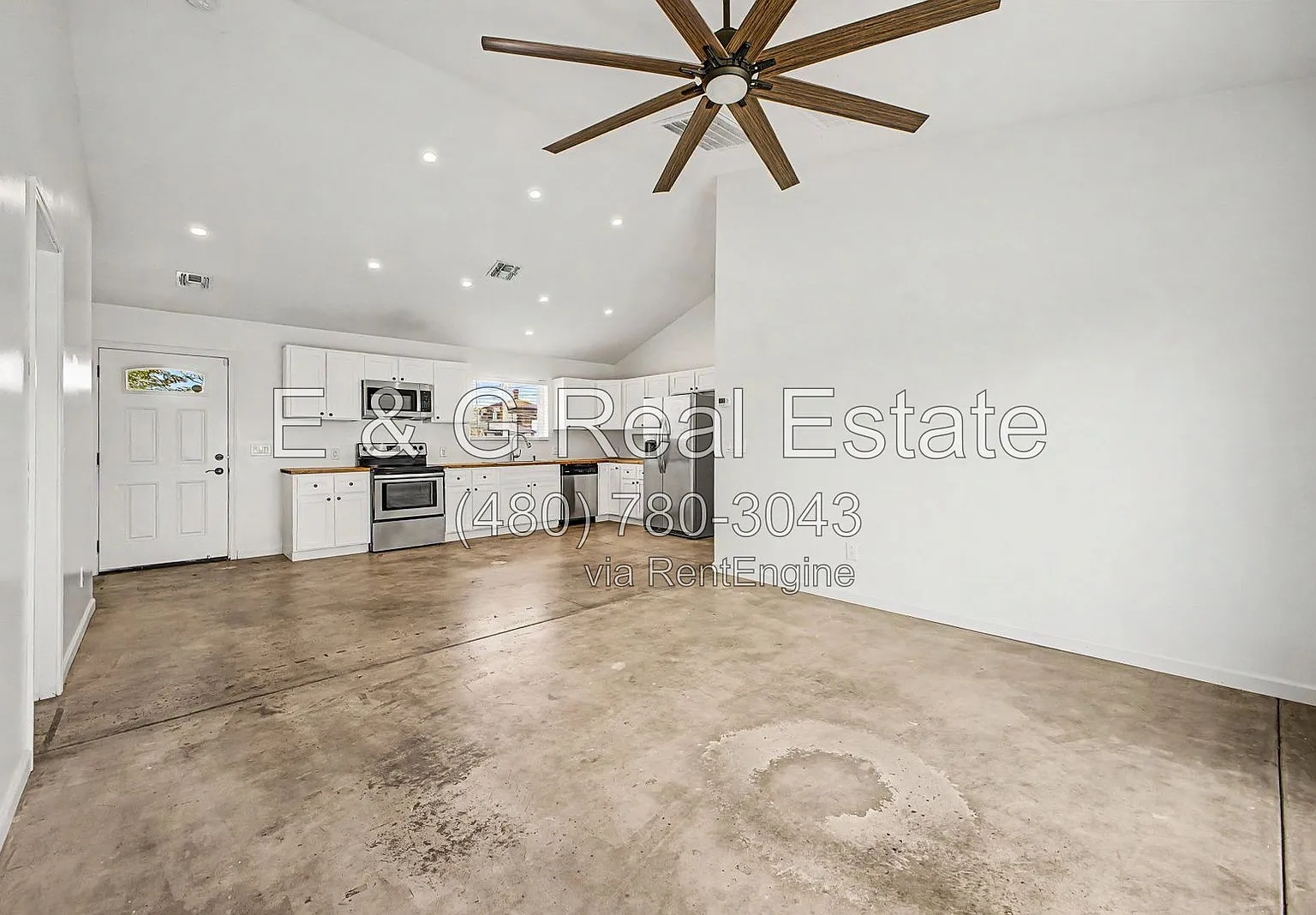 2 bed, 2.0 bath, 916 sqft, $1,795 — Photo 4
