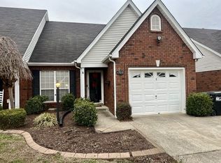 1705 Thomas Ct, Murfreesboro, TN 37127